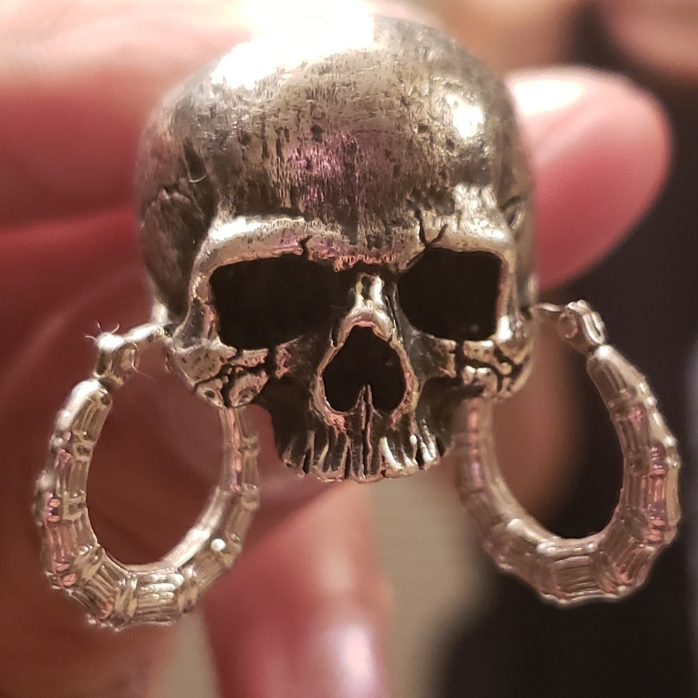 Trefoil'Centric Flyness